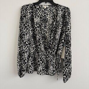 Nine Britton Women Faux Wrap Elastic Tie Waist Animal Print Blouse Size LP